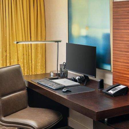 Готель Hilton Short Hills Екстер'єр фото